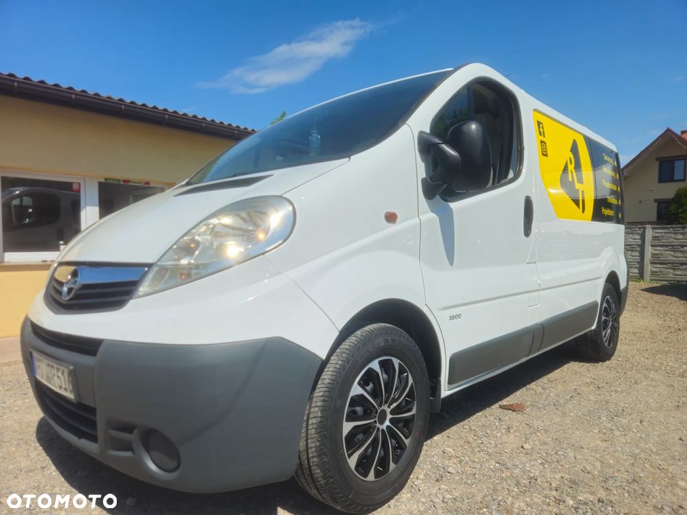 Opel VIVARO - 23