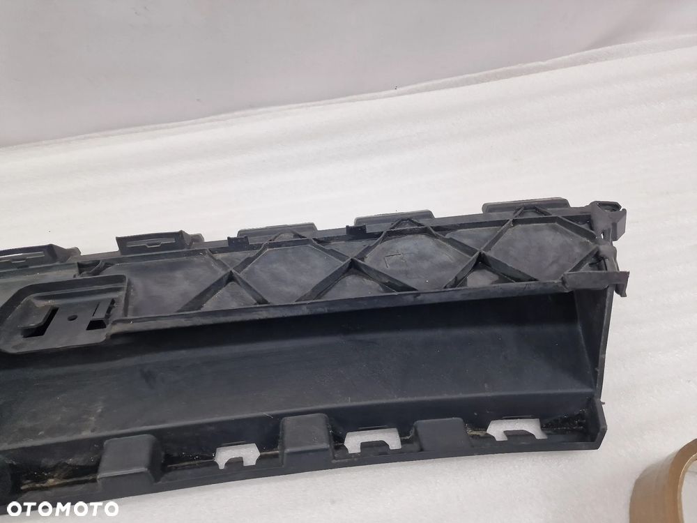 VW TOUAREG 7P6 10- KIEROWNICA POWIETRZA , NR 7P6121293C + 7P6121395A , NR AUKCJI KP133 - 11