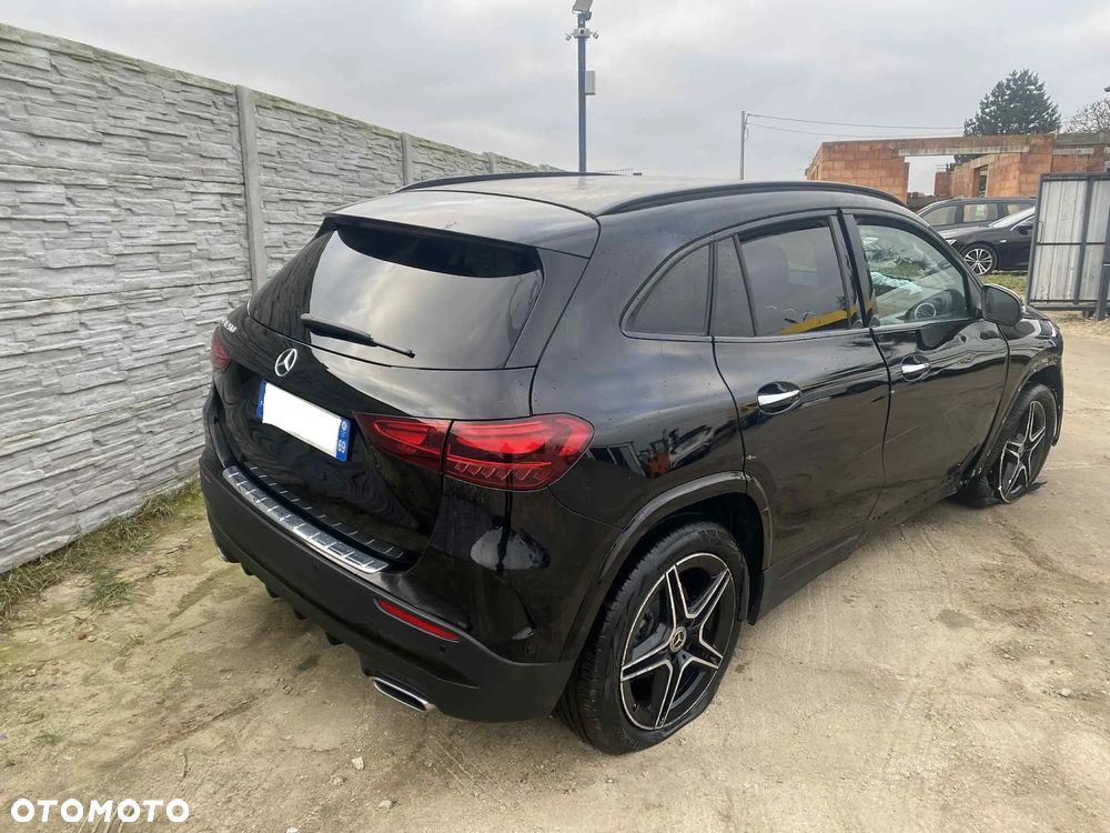 Mercedes-Benz GLA 200 mHEV AMG Line 7G-DCT - 4