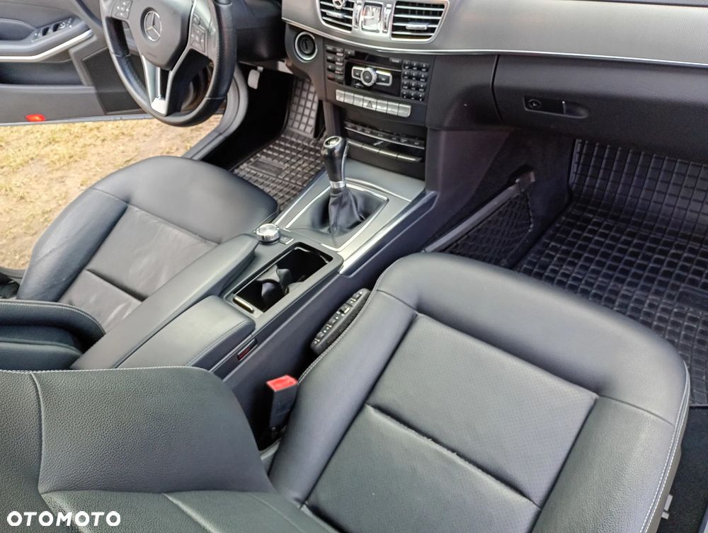 Mercedes-Benz Klasa E 220 BlueTEC Avantgarde - 12