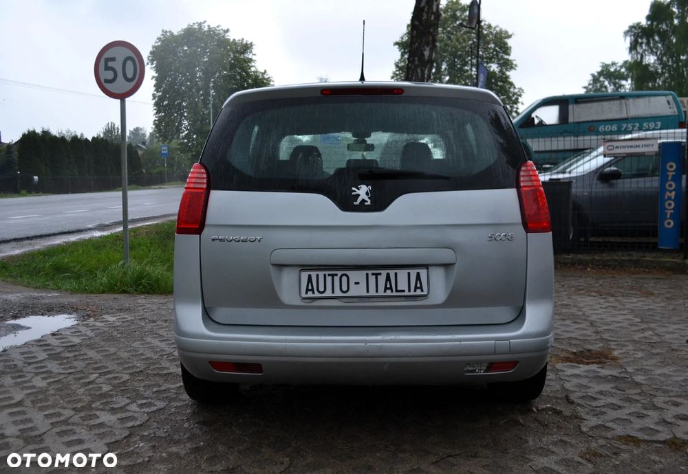 Peugeot 5008 HDI FAP 110 Family Plus - 6