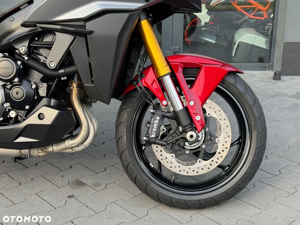 Suzuki GSX 1000 - 8