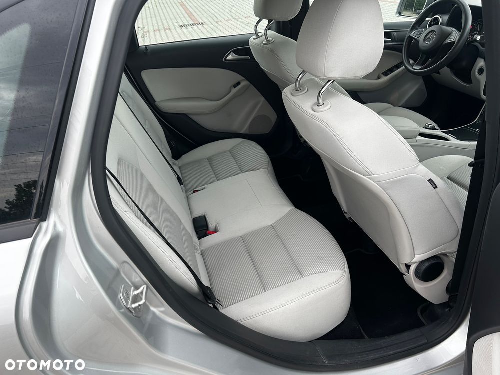 Mercedes-Benz Klasa B 180 CDI 7G-DCT - 14