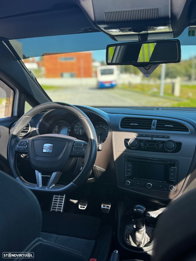 SEAT Leon 2.0 T FSI Cupra R - 8