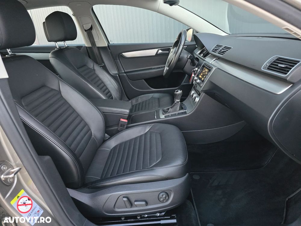 Volkswagen Passat 2.0 Blue TDI DPF Highline - 9