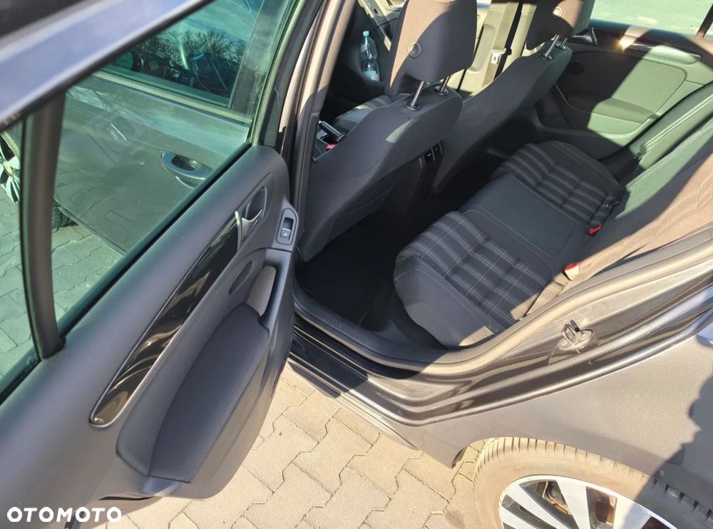 Volkswagen Golf 2.0 TDI GTD - 4