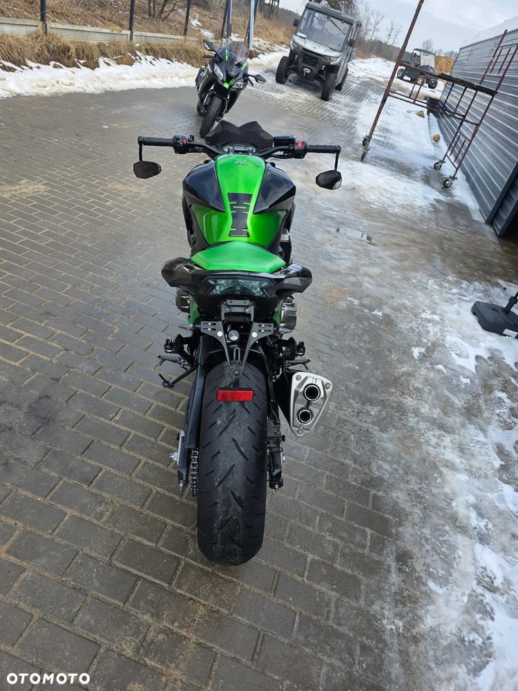 Kawasaki Z - 18