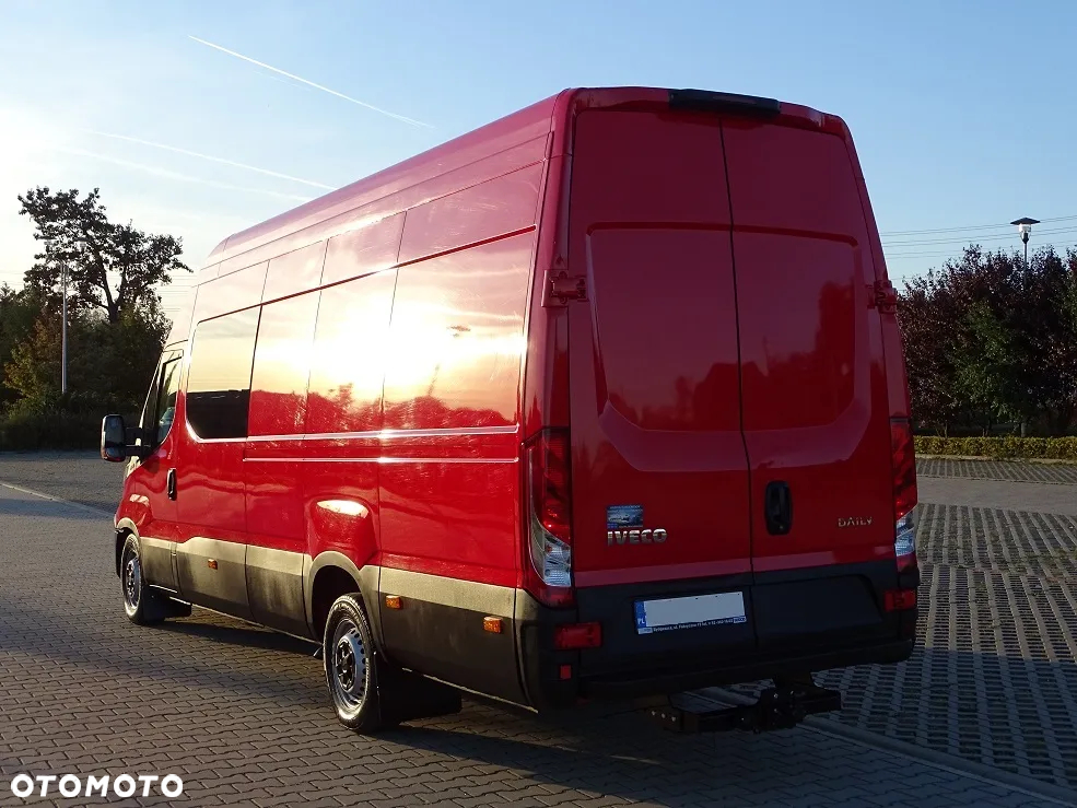 Iveco Daily 35S18 3.0 180 L4H3 Brygadówka DOKA 9 Osób BRUTTO!! UNIKAT!! JEDYNY TAKI!! JAK NOWY!! - 9