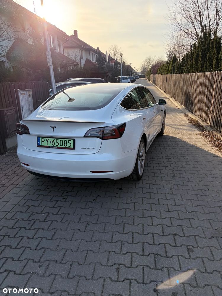 Tesla Model 3 - 7