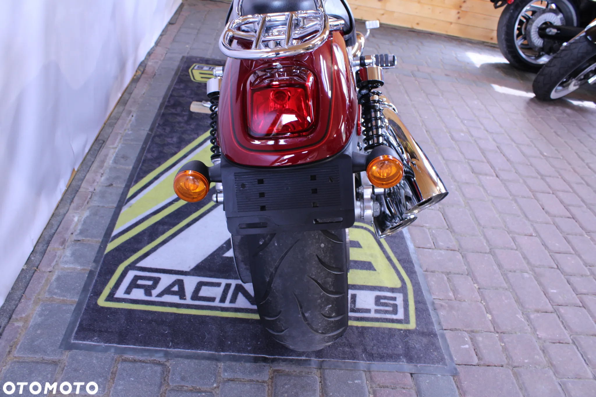 Harley-Davidson V-Rod Street Rod - 10