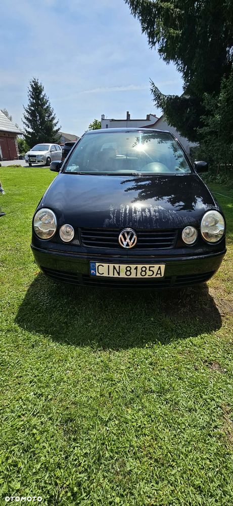 Volkswagen Polo 1.4 16V Comfortline - 1