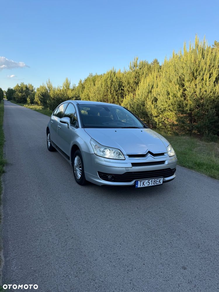 Citroën C4 2.0 16V Exclusive - 8