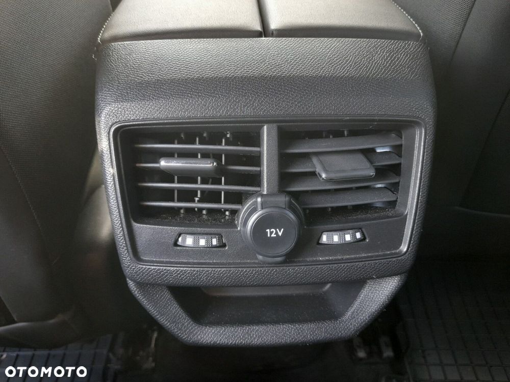 Peugeot 3008 1.2 PureTech Allure Pack S&S EAT8 - 21