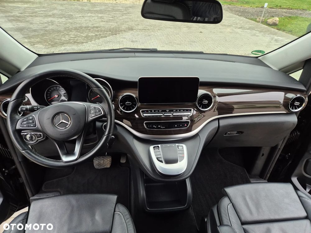 Mercedes-Benz Klasa V 300 d 9G-Tronic Exclusive (d³ugi) - 11