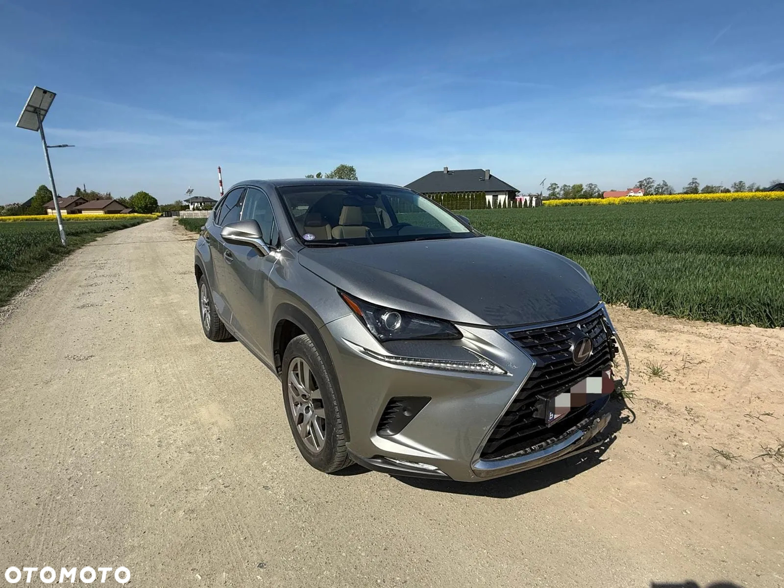 Lexus NX 300h Comfort AWD - 4
