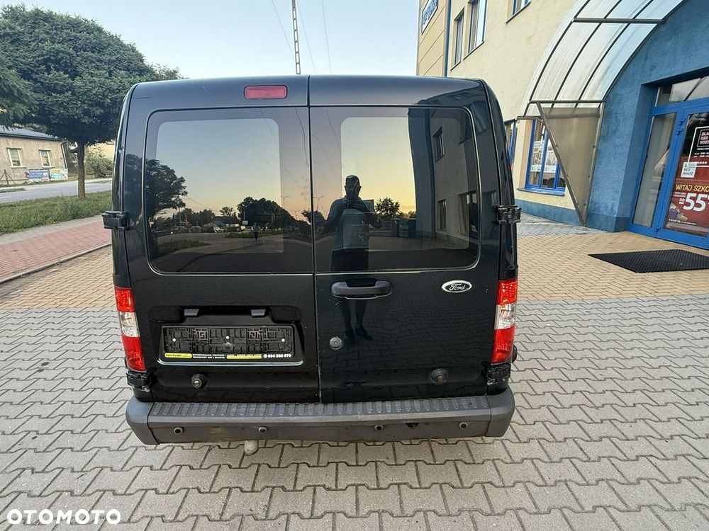 Ford Transit Connect - 4