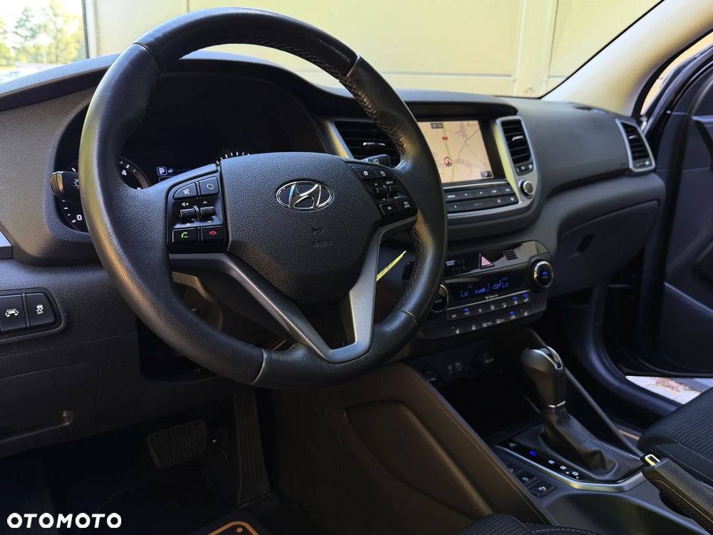 Hyundai Tucson blue 1.7 CRDi 2WD DCT Premium - 21