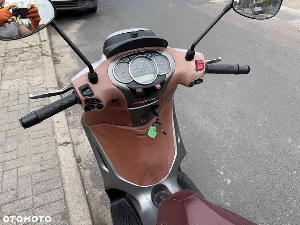 Piaggio Beverly - 9