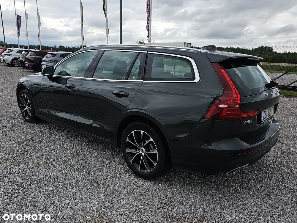 Volvo V60 D3 Momentum Pro - 7