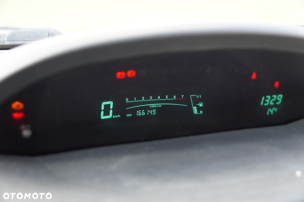 Toyota Yaris 1.33 Luna - 9
