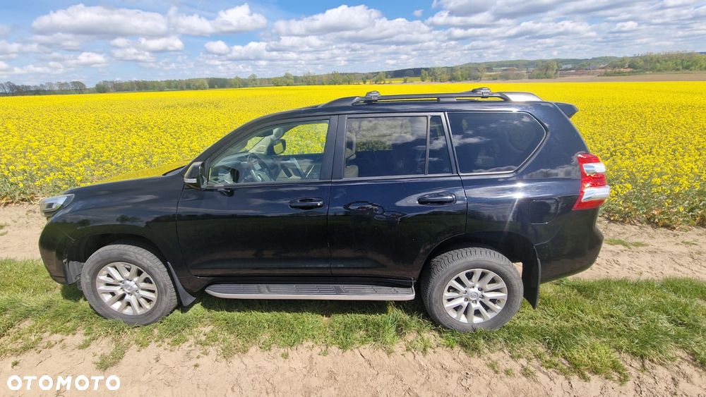 Toyota Land Cruiser LC 3.0 D-4D Prestige 7os - 3