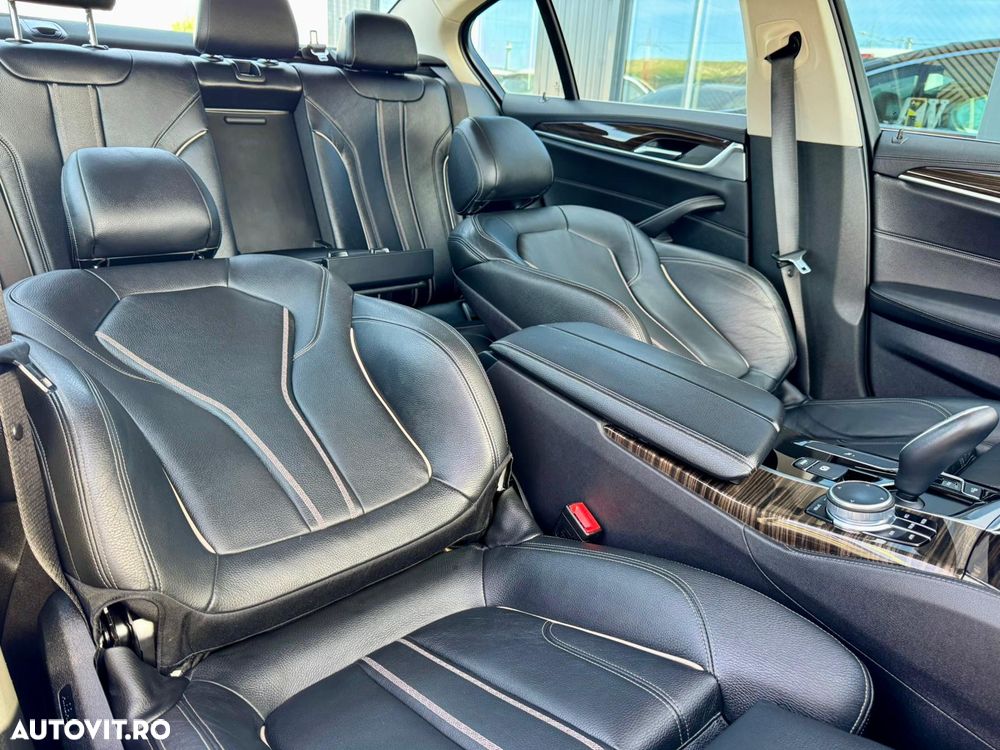 BMW Seria 5 520d xDrive Aut. Luxury Line - 29