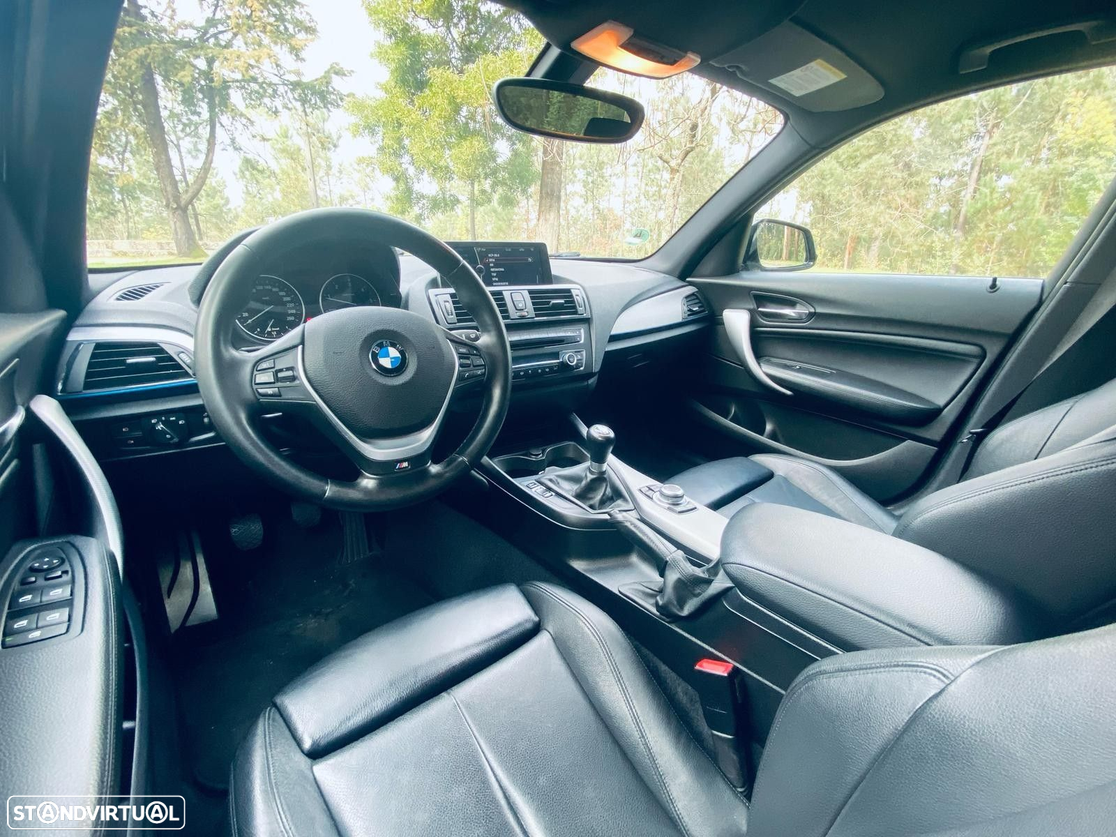 BMW 118 d Pack M - 28