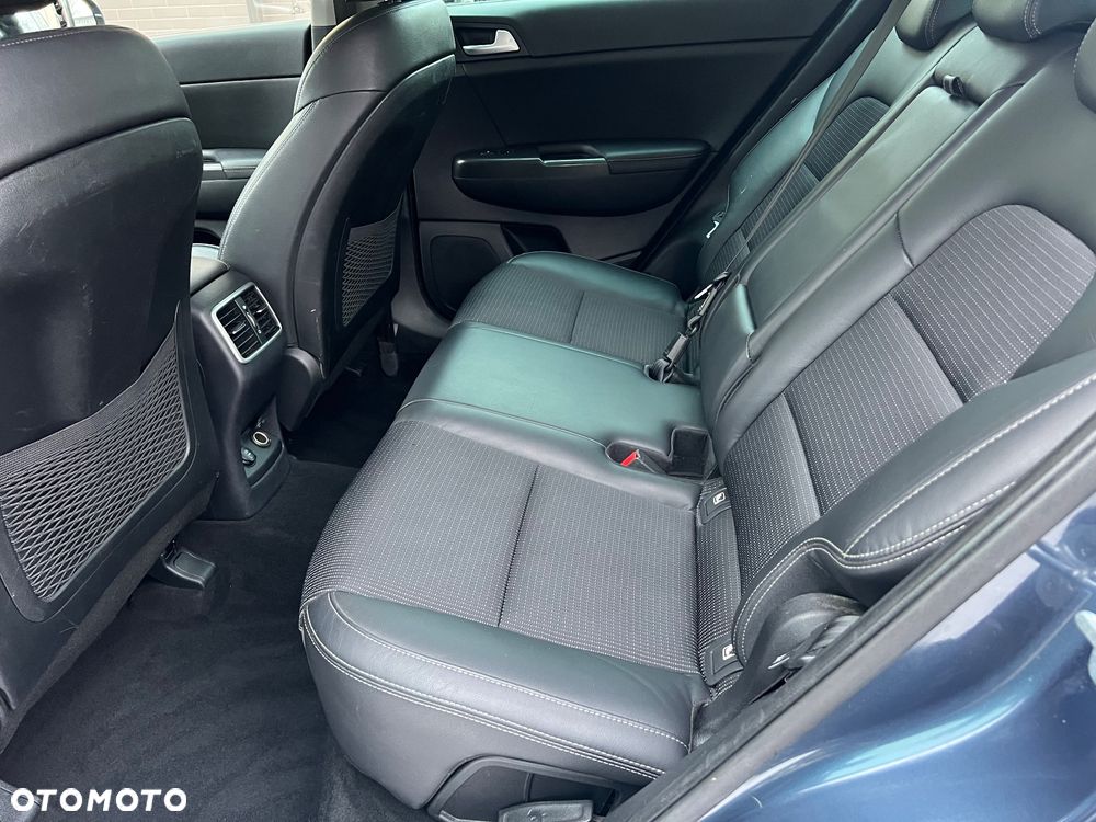 Kia Sportage 1.6 GDI 2WD Attract - 35