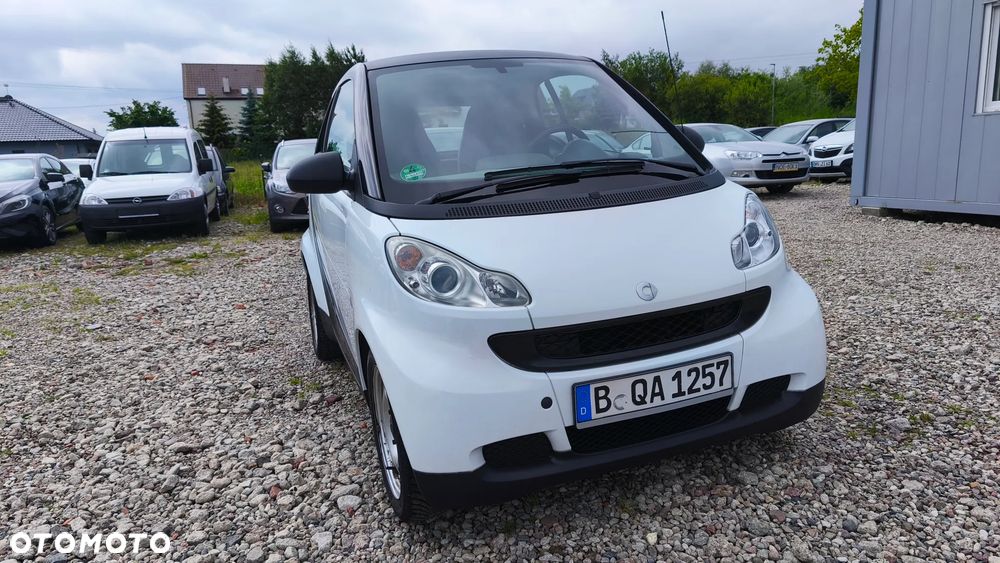 Smart Fortwo softouch black&white limited micro hybrid drive - 4