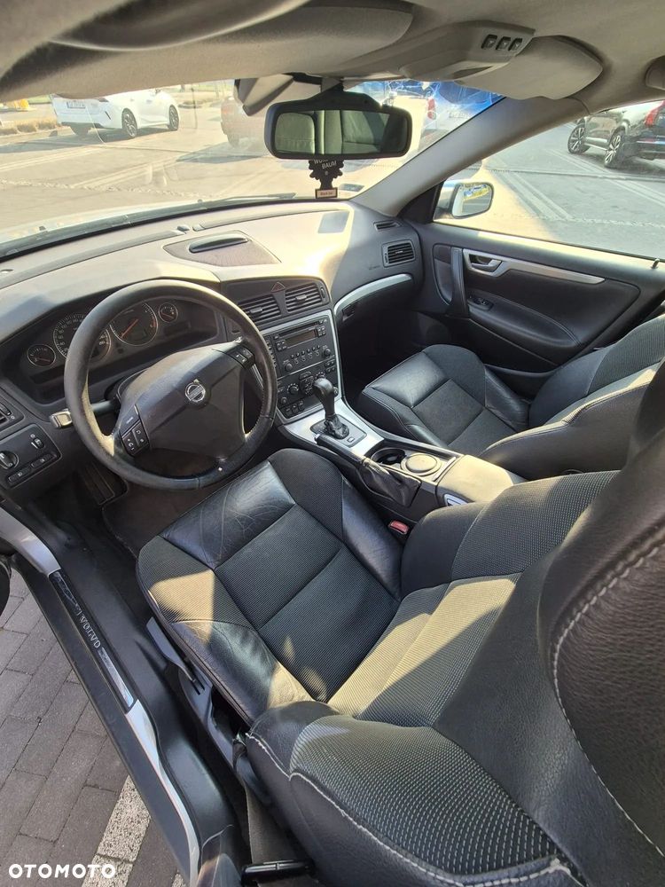 Volvo S60 2.4D Momentum - 7