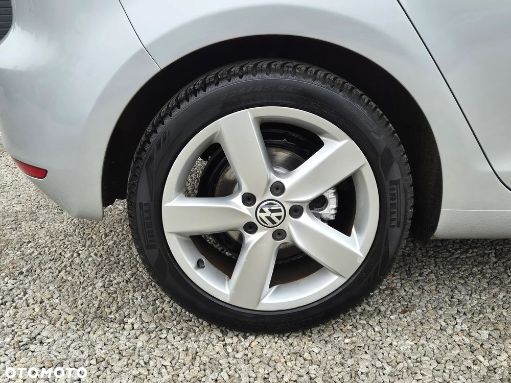 Volkswagen Golf 2.0 TDI DPF DSG Highline - 19