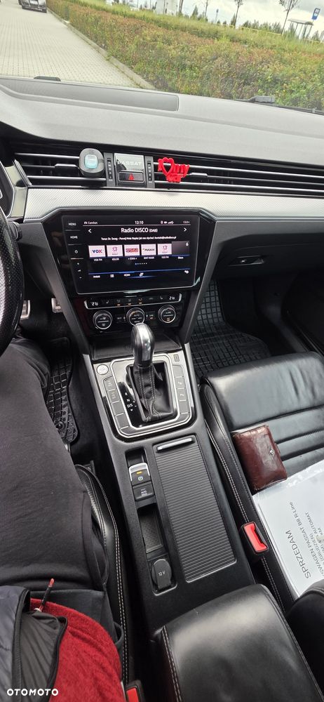 Volkswagen Passat - 12