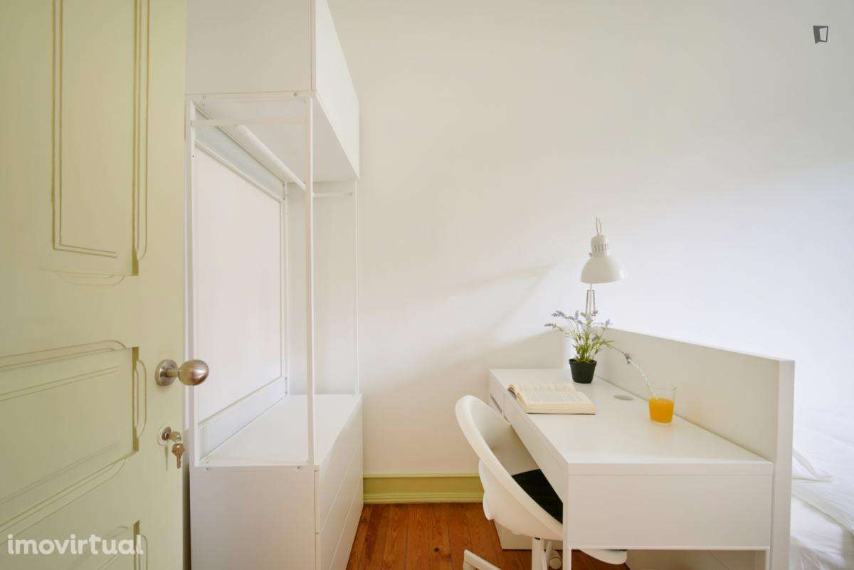Quarto - localizado em Alcântara Lisbon - Grande imagem: 5/22
