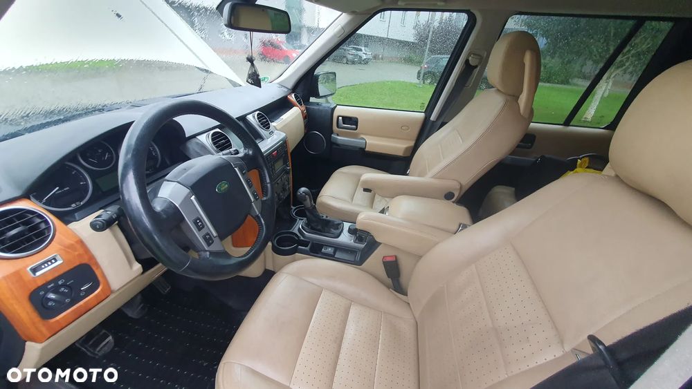 Land Rover Discovery IV 2.7D V6 HSE - 10