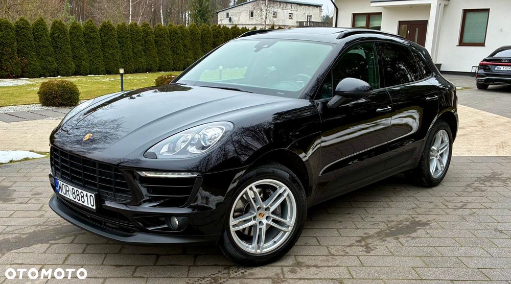 Porsche Macan - 1