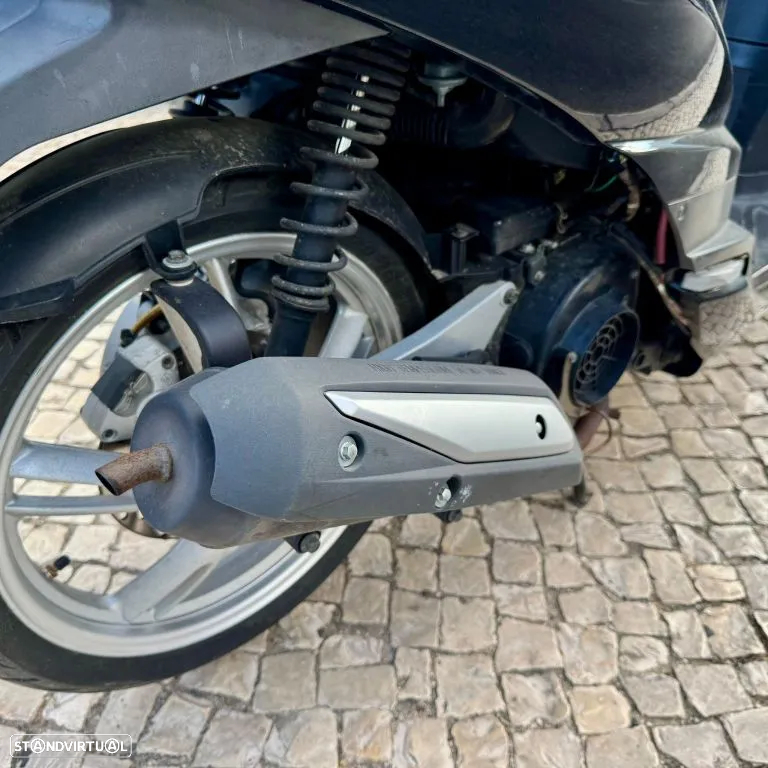 Peugeot Tweet 125 - 16