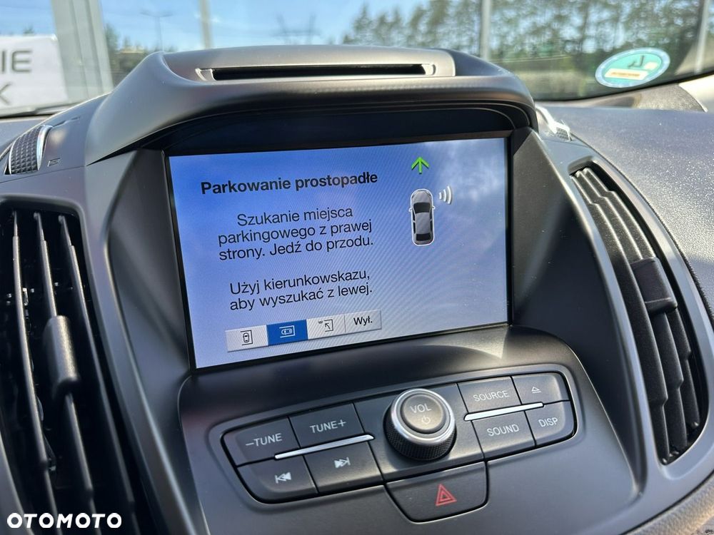 Ford Kuga 1.5 EcoBoost 2x4 Titanium - 26