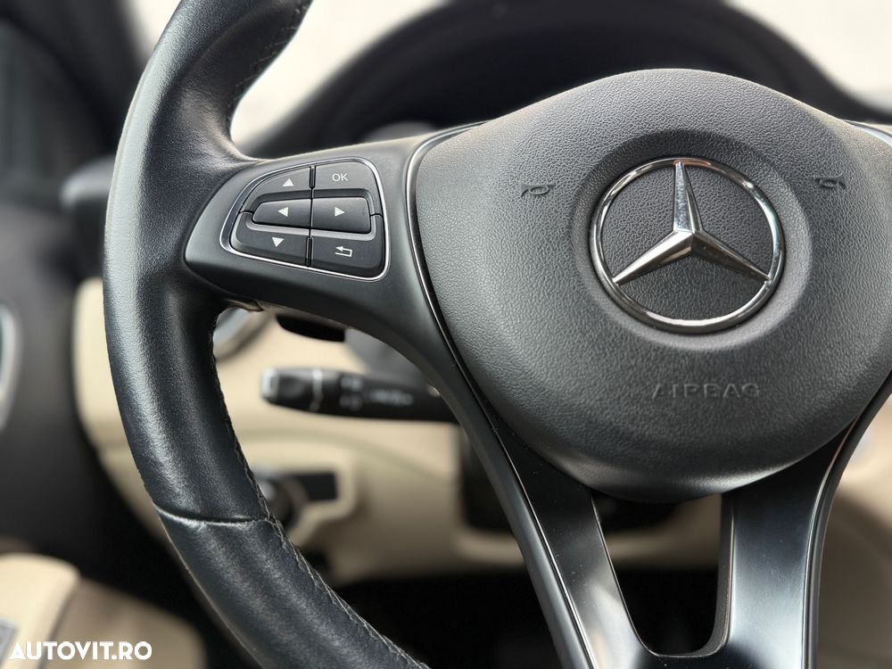 Mercedes-Benz GLA 180 7G-DCT - 7