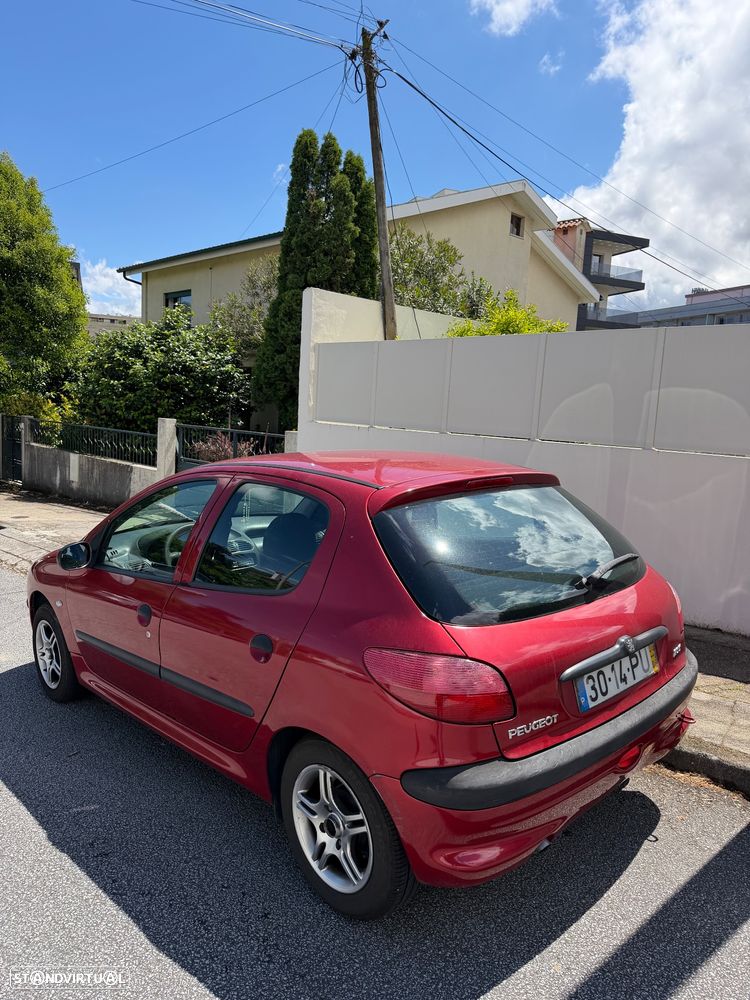 Peugeot 206 1.1 XR - 1