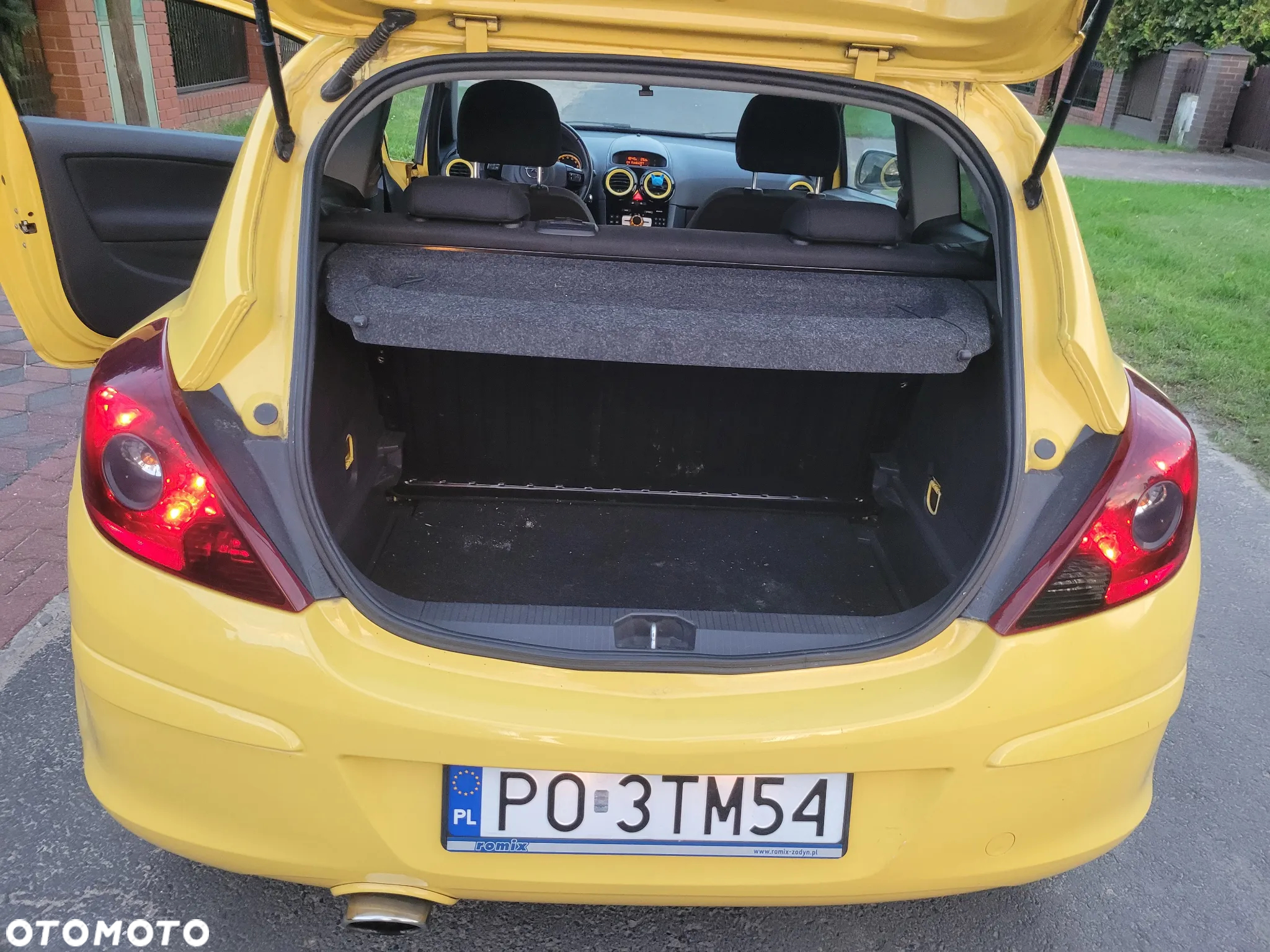Opel Corsa 1.4 16V Color Edition - 19