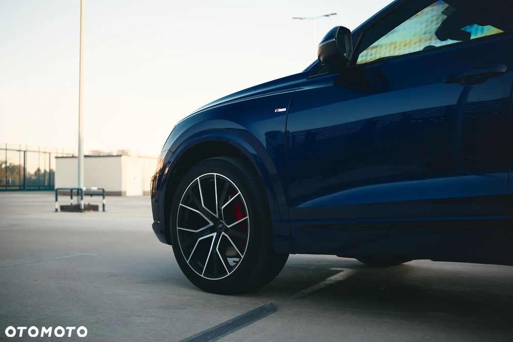 Audi Q8 SUV TFSI quattro 250 kW tiptronic S line business - 28