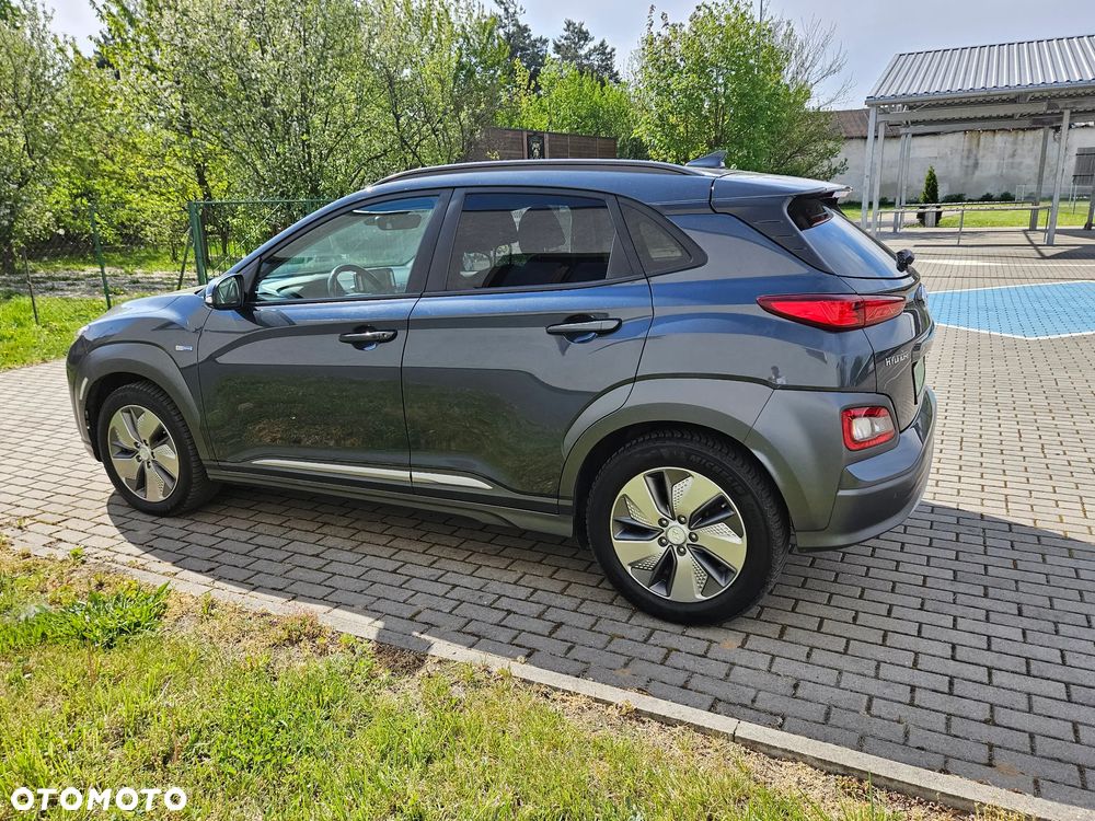Hyundai Kona Premium - 16