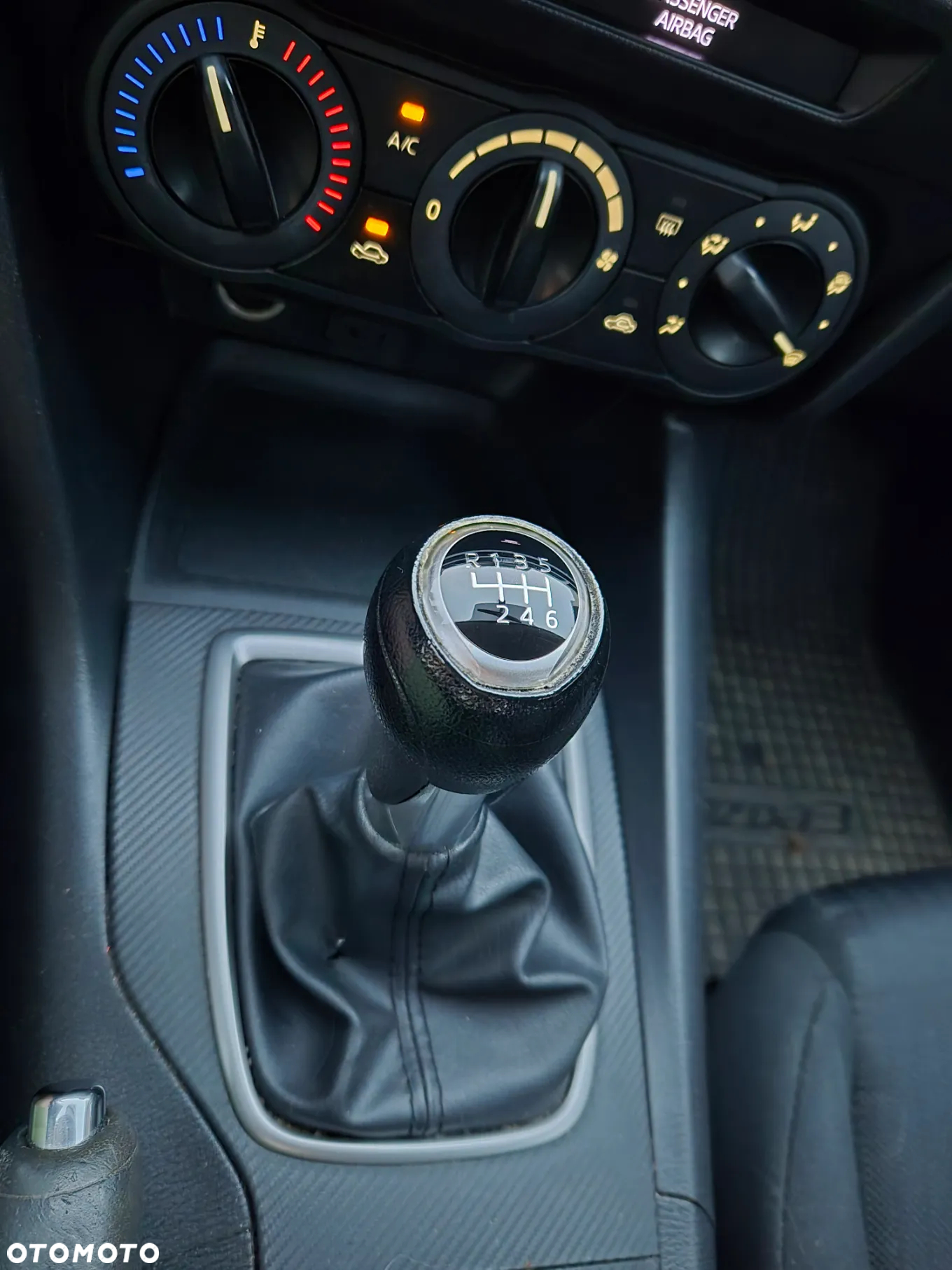 Mazda 3 - 5