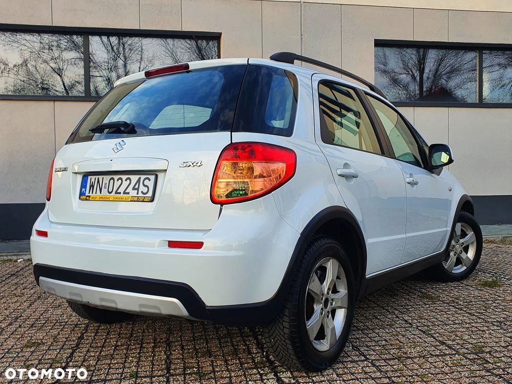 Suzuki SX4 1.6 VVT Automatik 4x2 Comfort - 4