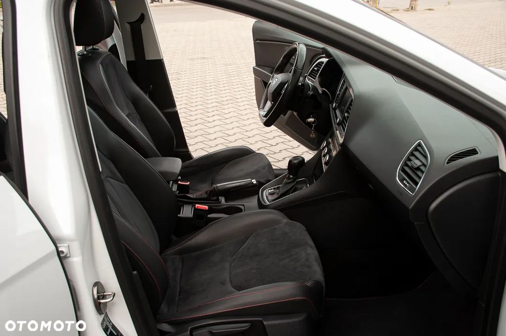 Seat Leon 2.0 TDI DPF Start&Stop DSG FR - 21