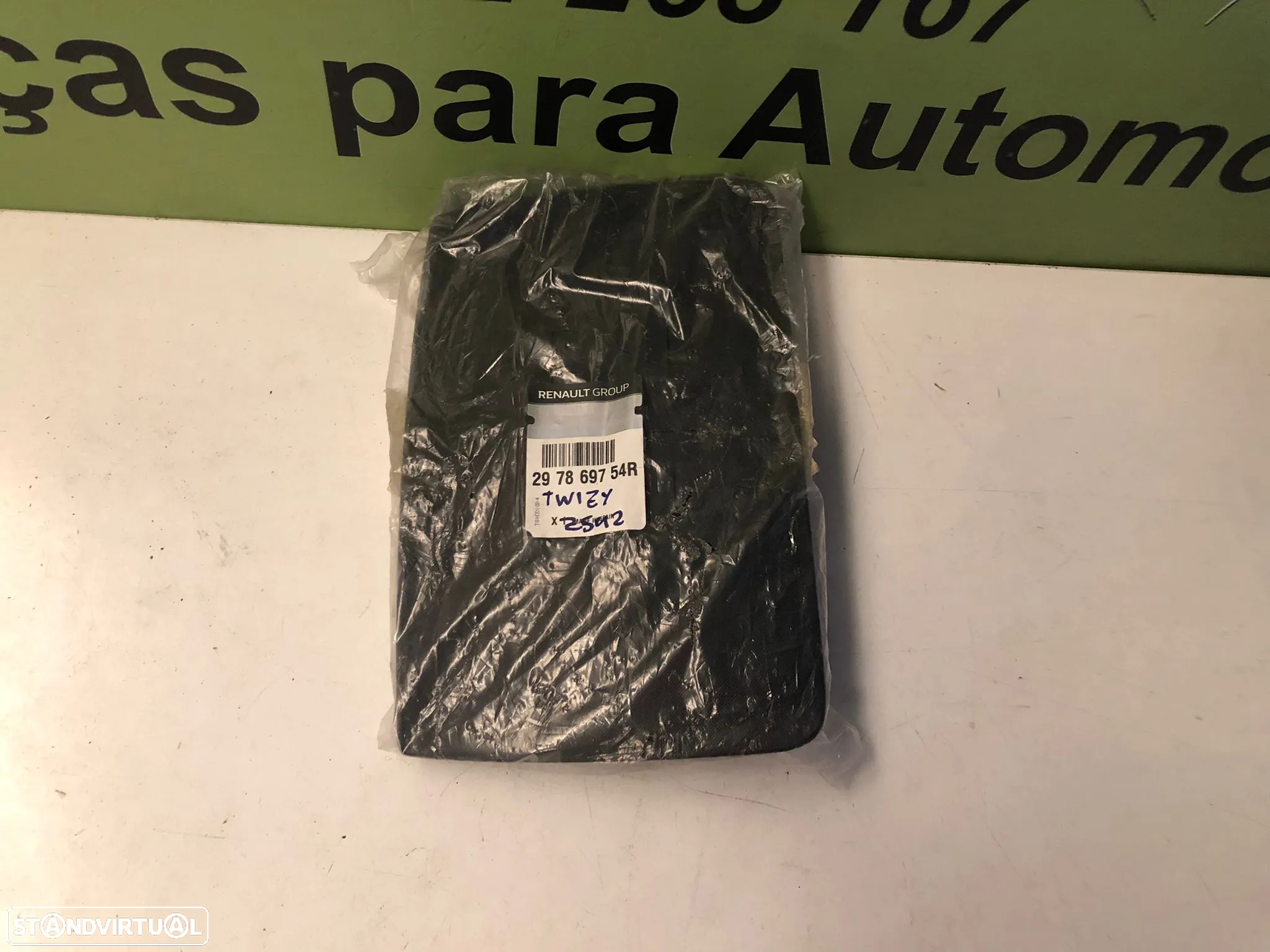 RENAULT TWIZY PARA CHOQUES TAMPA DEPOSITO CARREGADOR - Z549 - 4