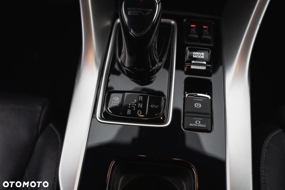 Mitsubishi Eclipse Cross - 28