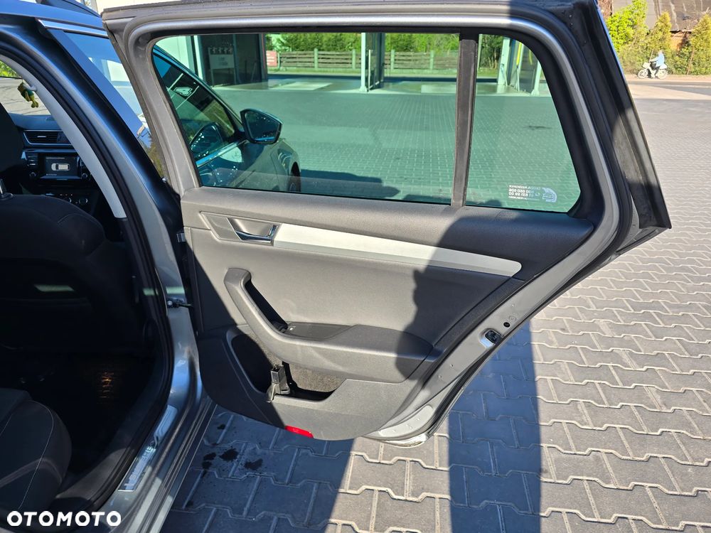 Skoda Superb 1.8 TSI Ambition - 14