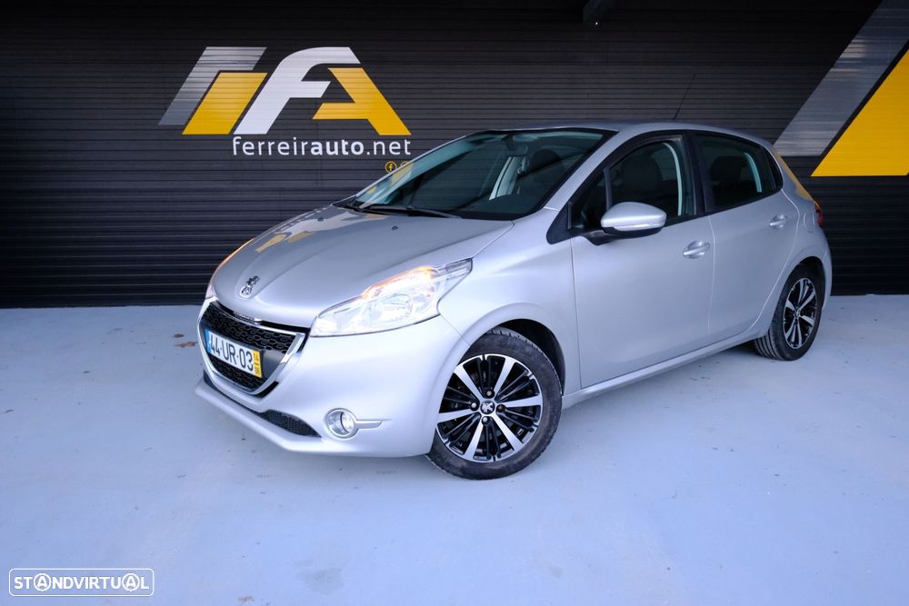 Peugeot 208 1.4 HDi Access - 1