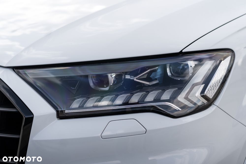 Audi SQ7 - 13